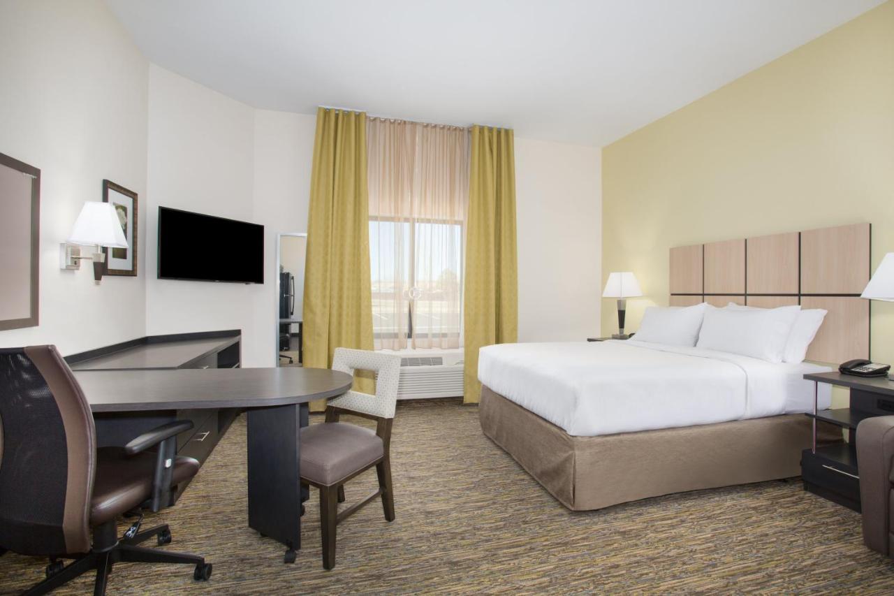 Candlewood Suites Pueblo By Ihg Экстерьер фото