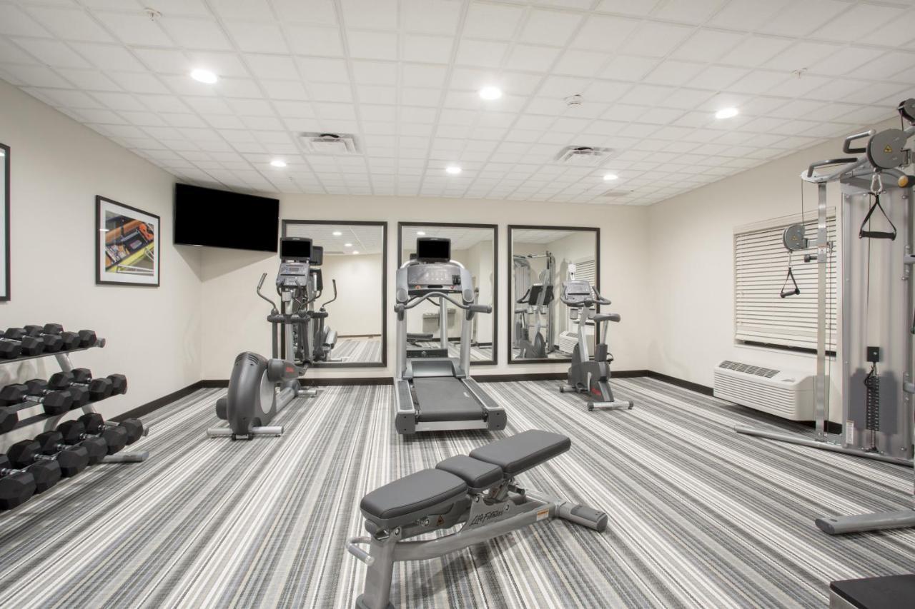 Candlewood Suites Pueblo By Ihg Экстерьер фото