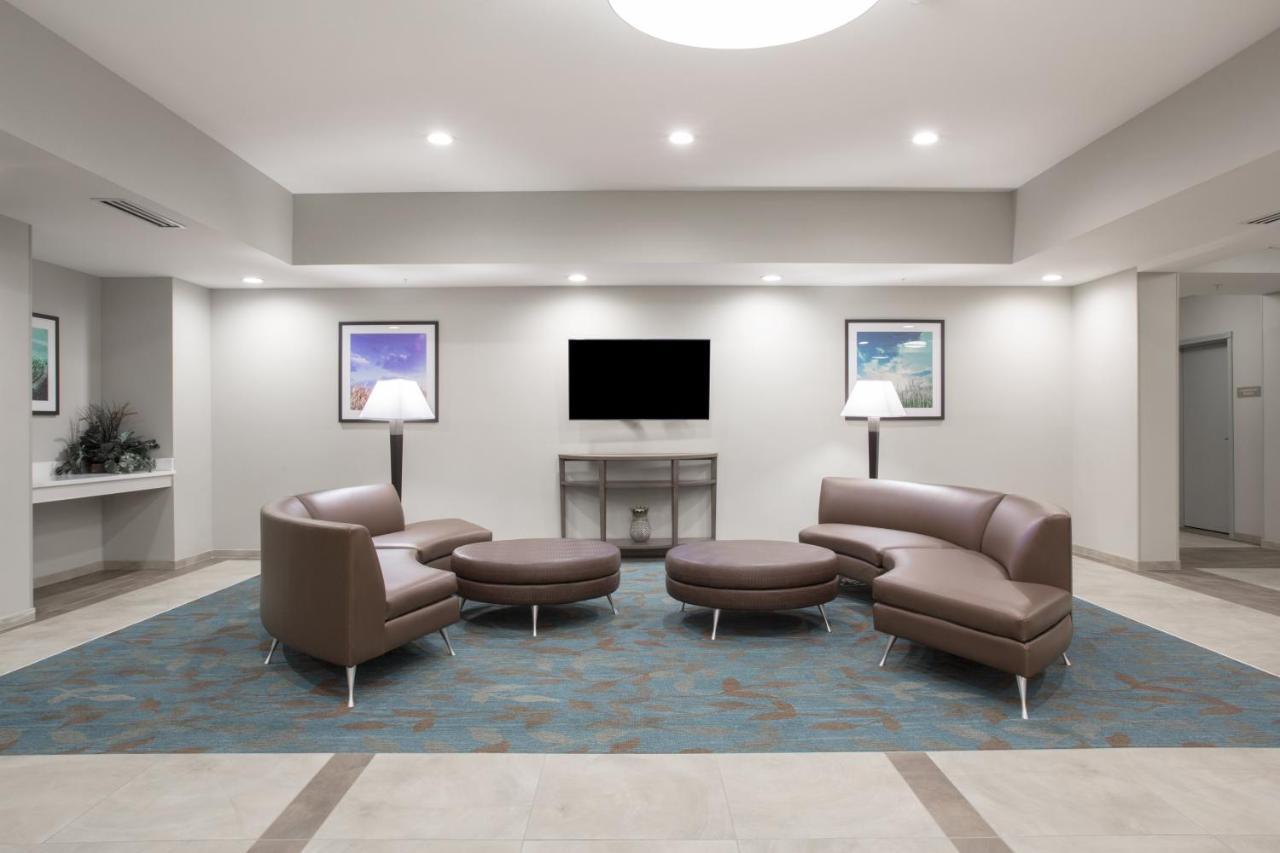 Candlewood Suites Pueblo By Ihg Экстерьер фото